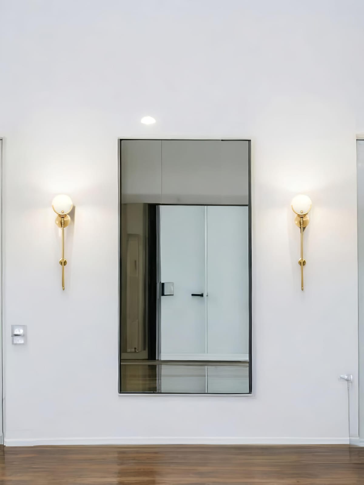 Modern Round Marble White Brass Wall Lamp - Image 5